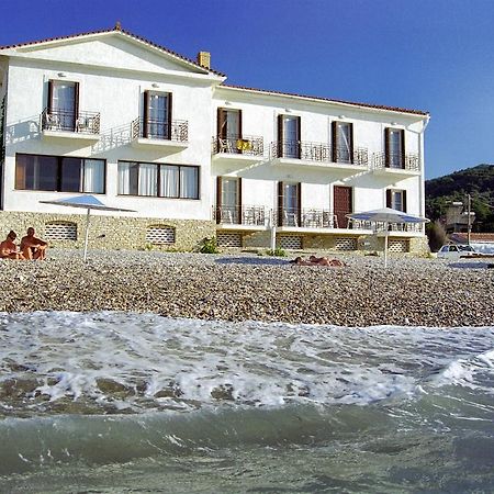Olympia Beach Hotel Kokkari Exterior photo