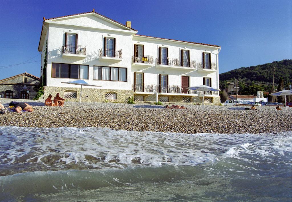 Olympia Beach Hotel Kokkari Exterior photo